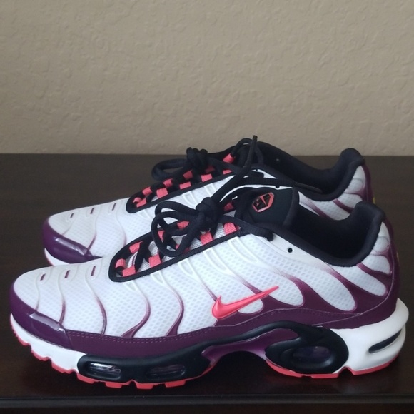 air max plus size 9
